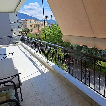 Διαμέρισμα Avras Experiense 6